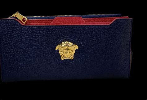 geldbeutel versace|Versace card case.